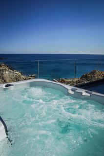 Aquamarine Luxury Suites - Archangelos - 0