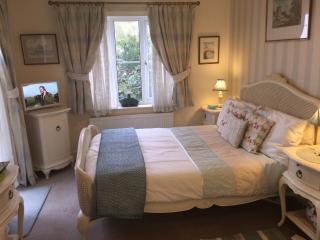 Copperfields Guest House - 9
