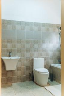Affordable Homely Apartment 2 - 6