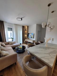 Knezev Park Apartment - Novi Sad - 0