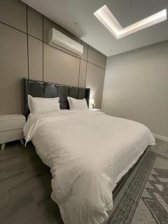 شقة غرفه وصاله بتصميم مودرن وفندقي - 5