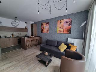 Q Apart GRAND - klimatyzowane 3 pokojowe apartamenty przy Manufakturze z garażem Gratis, FV - 9
