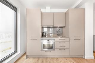 Station 1 Minute, Gym , Smart TV , 1 Min to Westfield Centre - Londra - 8