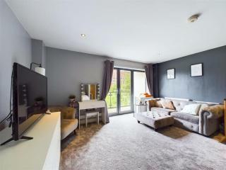 Cosy studio with balcony views - Sheffield - 2