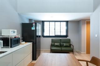 3 Bedroom 3 Bathroom, Luxury Home, Near Ekkamai - Ban O Pao - 6