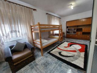 Friendship Dorms Hostel - 9