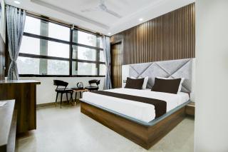 Hotel O Platinum - Zirakpur - 8