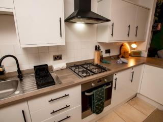Pass the Keys Charming 2-Bedroom Cottage in Historic Lincoln - Lincoln - 9