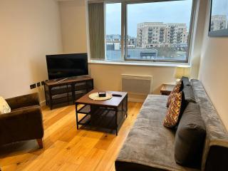 London Heathrow Apartment - Hayes & Harlington - 7