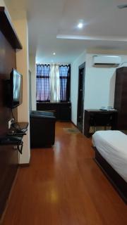 Hotel Samanvi International - 2