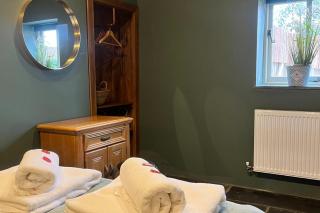Torworth - 1 Bed Barn - Sleeps 3 - Hot Tub - Torworth - 9