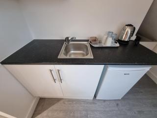 Brand New Studios in Harrow - Harrow Weald - 7