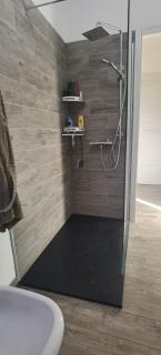 Meina, 2 camere, 2 bagni, giardinetto - Meina - 5