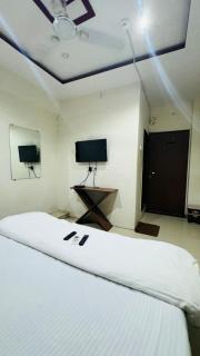 Hotel Palladium - Surat - 3