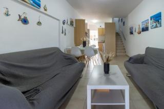 Large Veranda 2BR Walk to Beach - Paralimni - 2