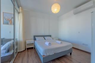Modern 1BR with Pool View in Sholan El Gouna - Hurghada - 7