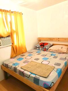 Budget-Friendly Minimalist Stay - 5