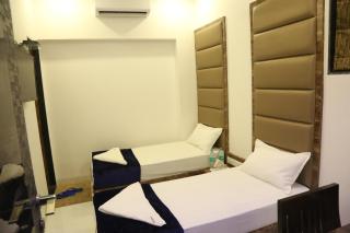 HOTEL MAGNUM AIRPoRT T-2 - Mumbai - 8