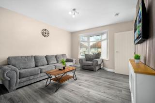 3BR-Sleeps6-Parking-FamilyFriendly-NearAstonVilla - Birmingham - 3