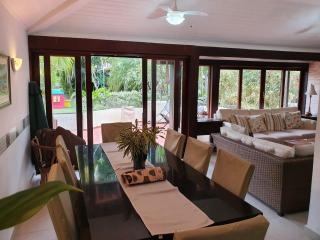 Casa Condomínio com 04 quartos, 200 metros da Praia de Manguinhos - Búzios - 6