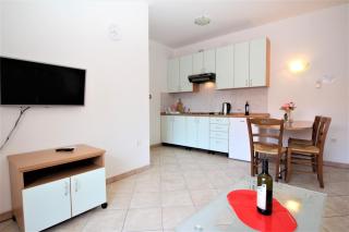 Apartments Lucijana - Baška - 6