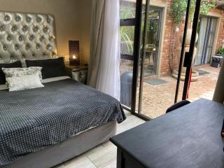 Aloe Guesthouse Klerksdorp - 6