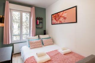 Stylish & Elegant I Metro is only 1minute away I Near Montmartre - Paris - 8