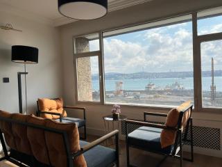 Stunning Sea View Amazing Flat 4BR 2BA AC - Istanbul - 0