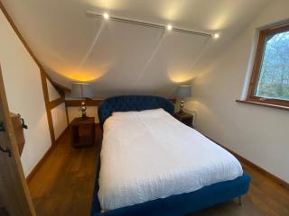 Charming 2-Bedroom Cottage in Cambridgeshire - 1