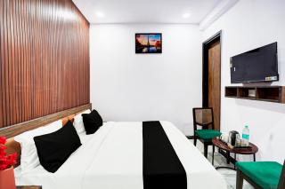 Super Collection O Hotel Star Inn Near By Hindon Airforce Mohan Nagar Ghaziabad - Ghaziabad - 1