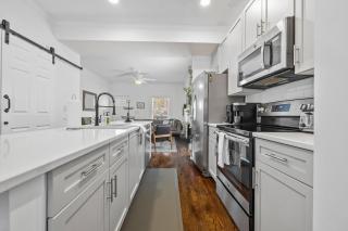 Perfect In-Town location! KINGbed, BBQ and Parking - Atlanta - 2