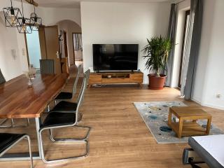 Superschöne 4-Zimmerwohnung - Hallstadt - 9