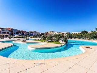 GASBRU - Golfe de St-Tropez - Rez de jardin T2 cabine avec accès plage piscine et tennis - Gassin - 9