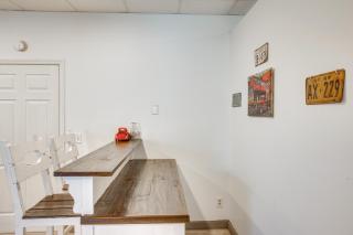 8 Mi to Kentucky Downs Quiet Getaway with Patio - 4