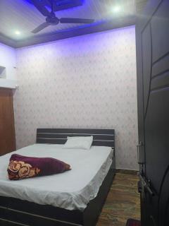 Akaay home stay - Varanasi - 5