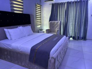 Aotel Hotels & Suite - Ipaja - 2