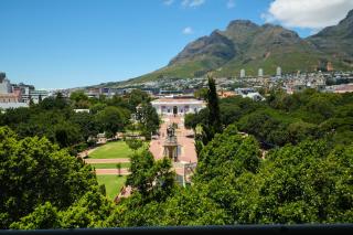 Chic City Studio Apartment with Mountain Views - Cidade Do Cabo - 1