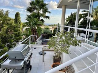 Entire villa with pool, ocean & mountain views - Sitges - 4