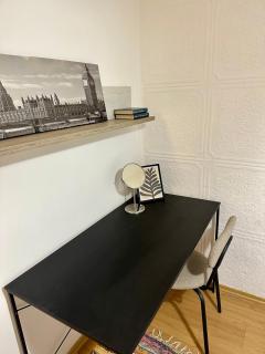 Golden Lily Apartment - Sarajevo - 8