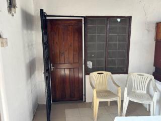 Gillian's Tiny Apartment - Dar es Salaam - 8