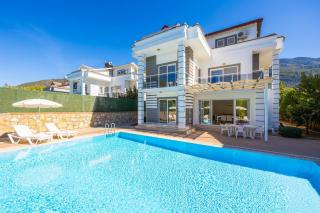 Four Seasons Villa - Oludeniz - 5
