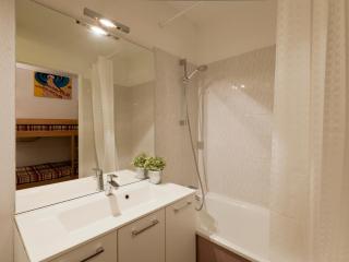 Studio avec Balcon Sud et WiFi au Centre de Brides-les-Bains, Proche Thermes et Télécabine - FR-1-512-54 - Brides-les-Bains - 4