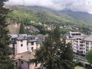 Studio central avec balcon, parking et lave-vaisselle - FR-1-512-134 - Brides-les-Bains - 1