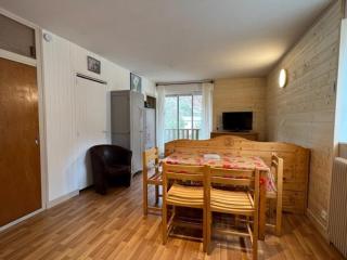 Charmant T2 au Centre de Brides-les-Bains avec Balcon, Parking et WIFI - FR-1-512-194 - Brides-les-Bains - 4