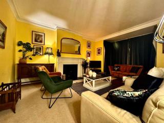 Charming Large Edwardian 7 Bed House London - Elstree - 9