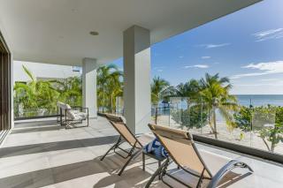 Villas at Playa de Coco - Placencia - 1