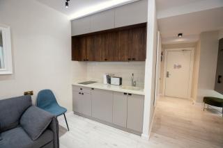 GQ Premium Apartments In Alliance Palace - Batumi - 7