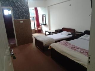 Kashmir Continental Hotel Murree - 6