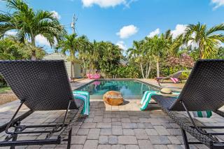 Heated Pool, Family Friendly, Outdoor Lounge - Shore Beats Working - Roelens - Cape Coral - 0