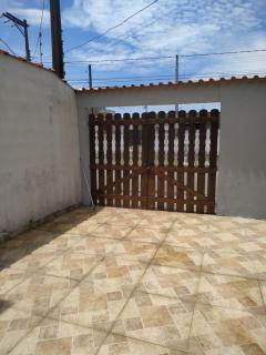Quarto em Casa de Família - 1